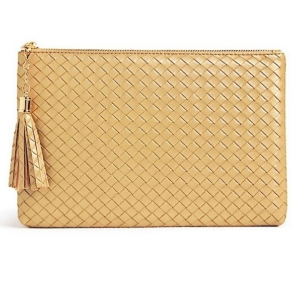 *NWT* Virginia Wolf Woven Clutch - Picture 3 of 8